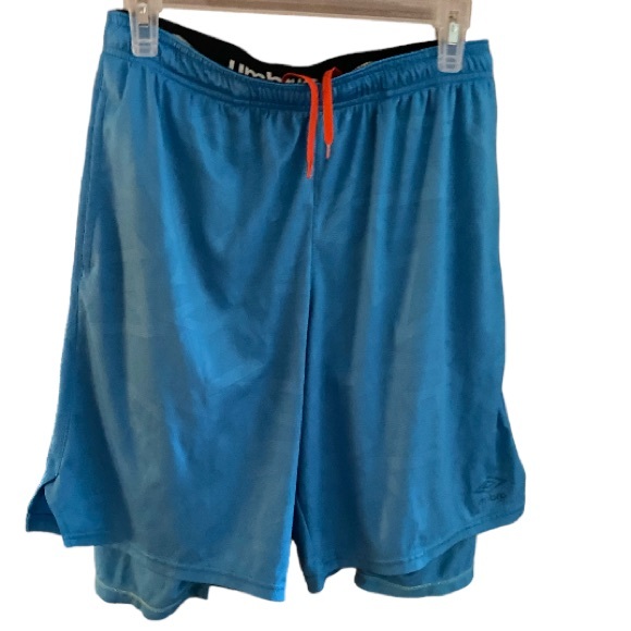 Umbro Other - Umbro shorts. Size extra large 16-18 youth. Lined.